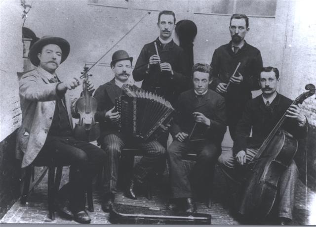Volksorkest uit het Brusselse, begin 20ste eeuw
